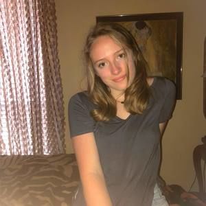 Meet your Posher, Makayla